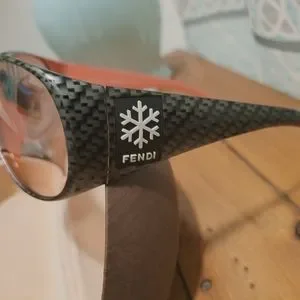 Fendi snowflake edition gray , black and coral pink sunglasses women Fendi | Accessories | Fendi Snowflake Edition Gray Black And  main image 2